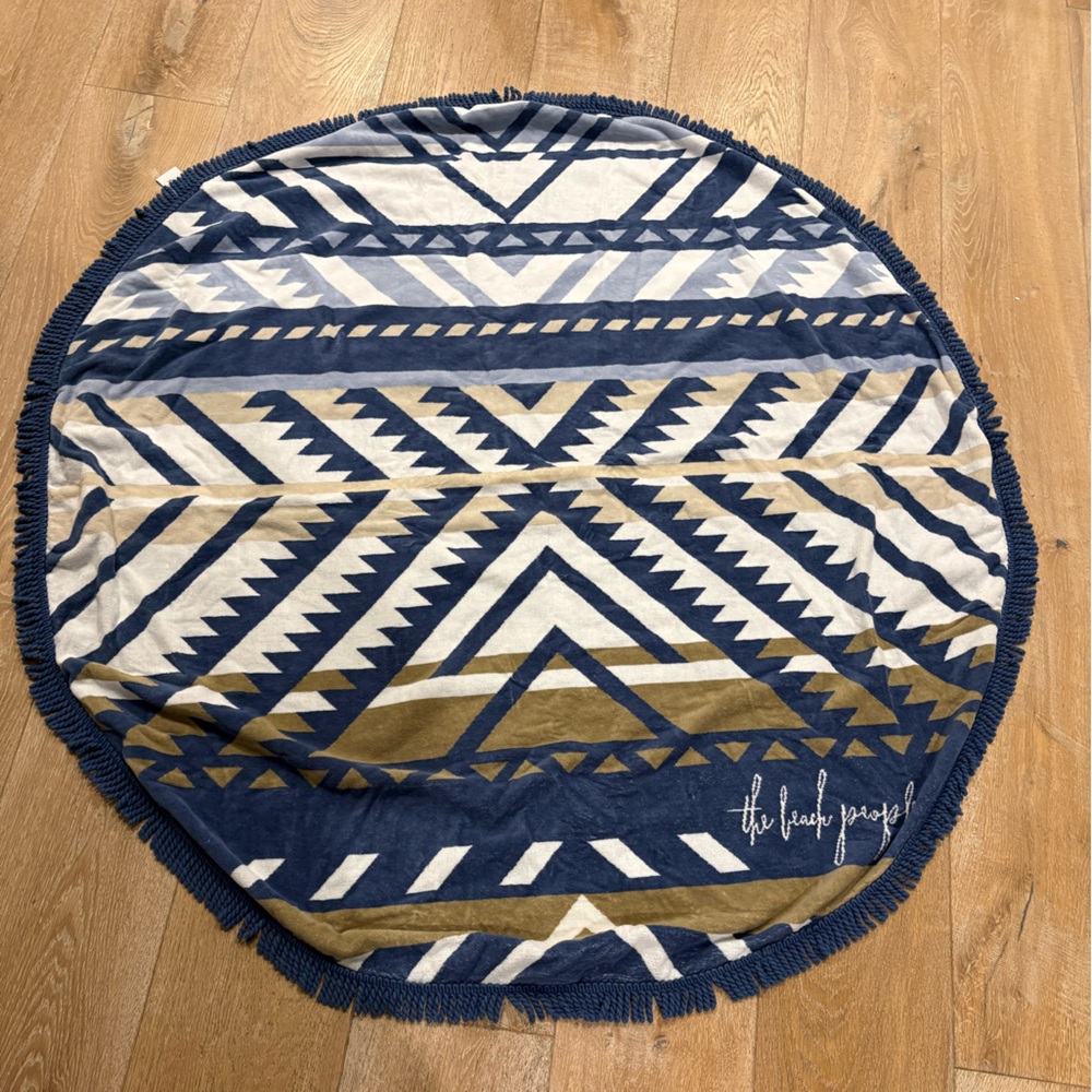The Beach People Original Round Towel - never used.